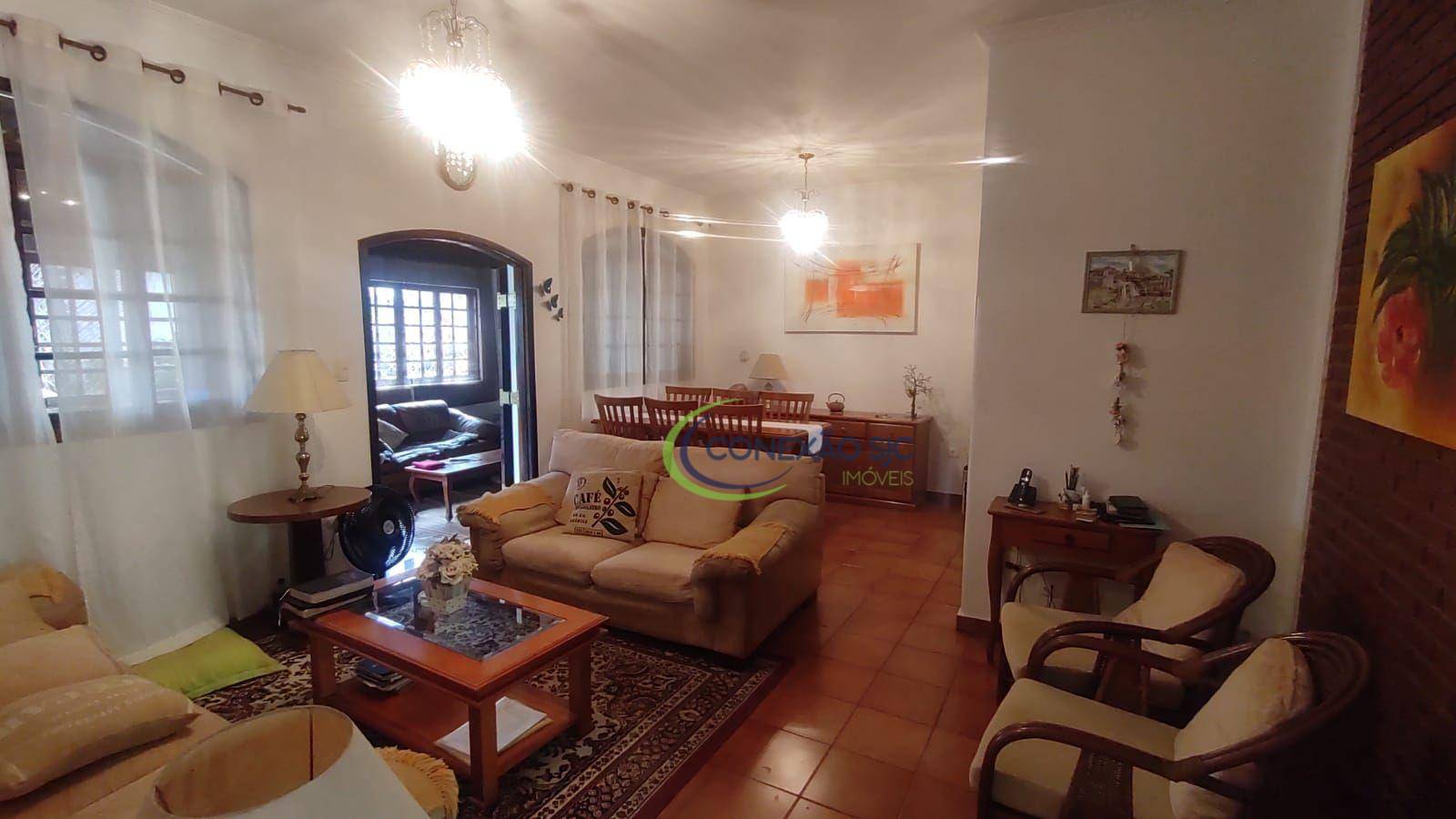 Casa à venda com 3 quartos, 181m² - Foto 6