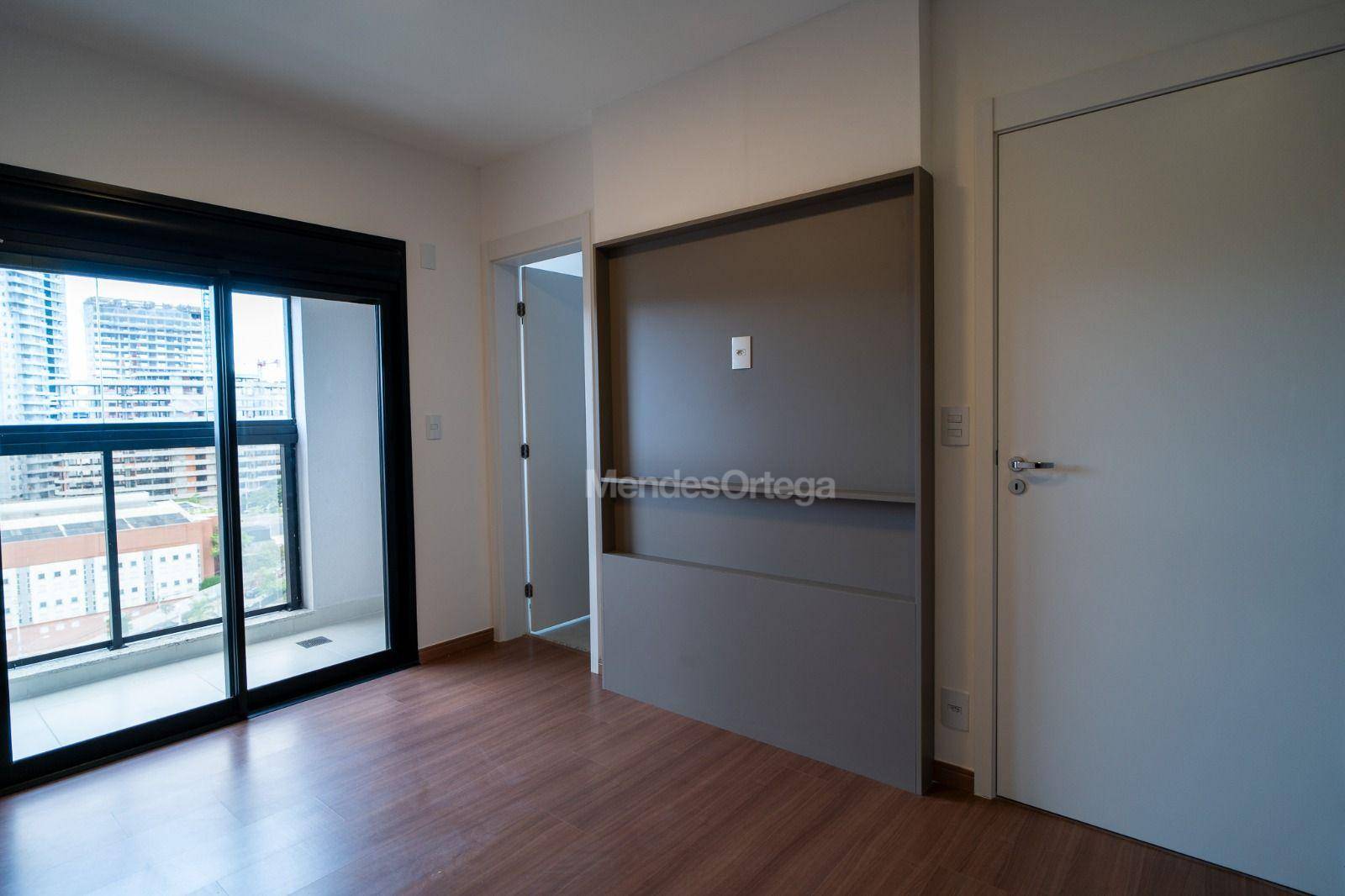 Apartamento à venda com 3 quartos, 107m² - Foto 9