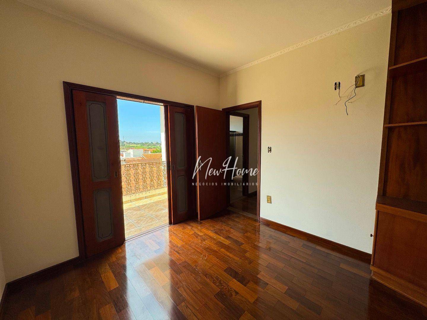 Casa à venda com 3 quartos, 240m² - Foto 9