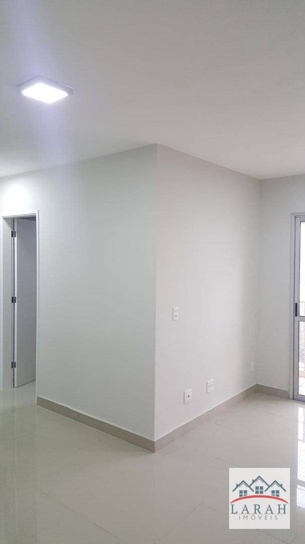 Apartamento para alugar com 2 quartos, 55m² - Foto 2