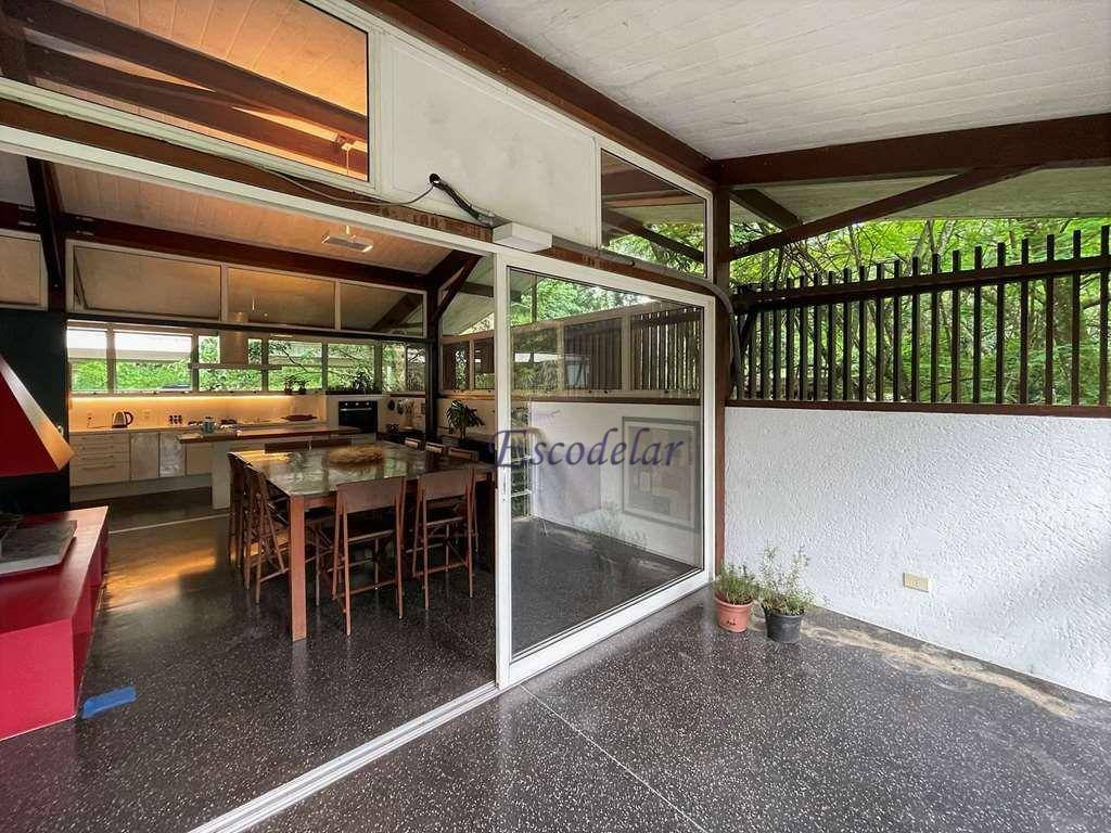 Casa de Condomínio à venda com 3 quartos, 380m² - Foto 29