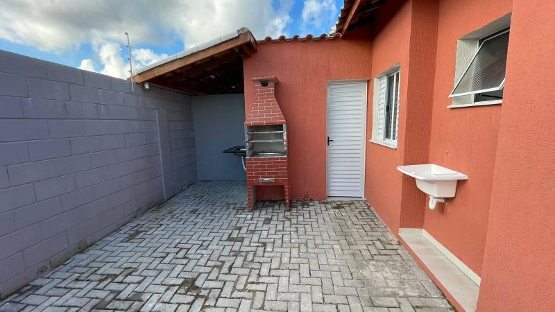 Casa à venda com 2 quartos, 55m² - Foto 5