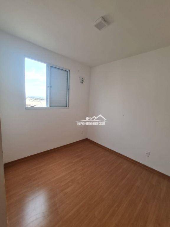 Apartamento à venda com 2 quartos, 40m² - Foto 9