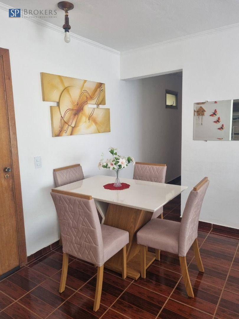 Apartamento à venda com 2 quartos, 70m² - Foto 4