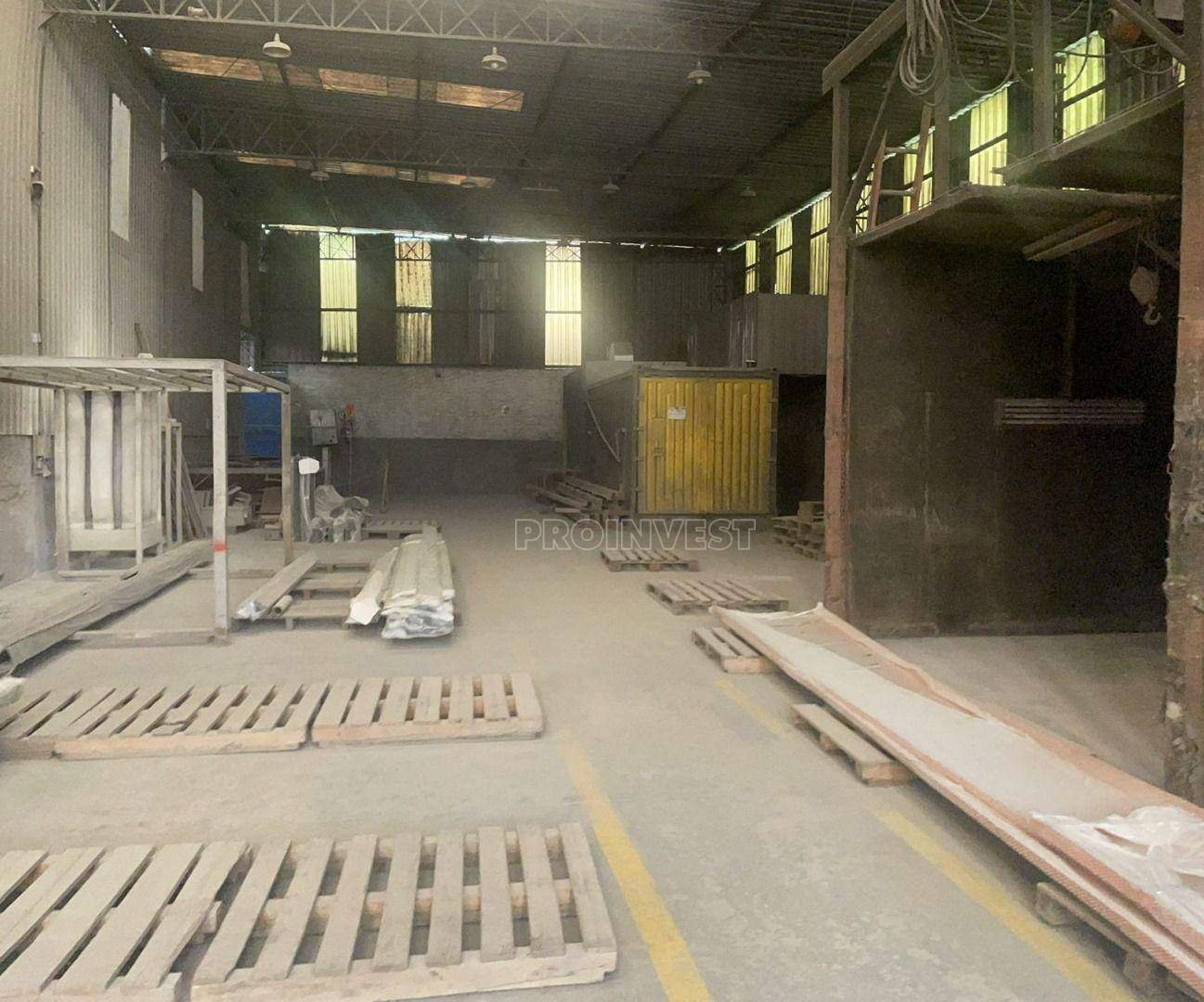 Depósito-Galpão, 2700 m² - Foto 2