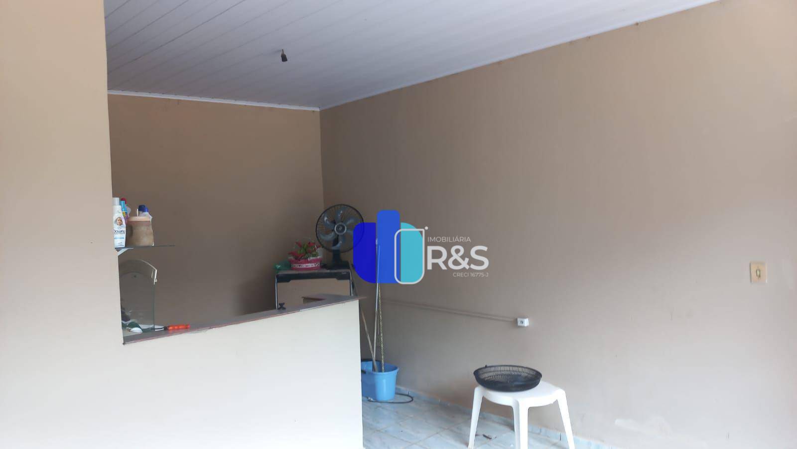 Casa à venda com 2 quartos, 62m² - Foto 15