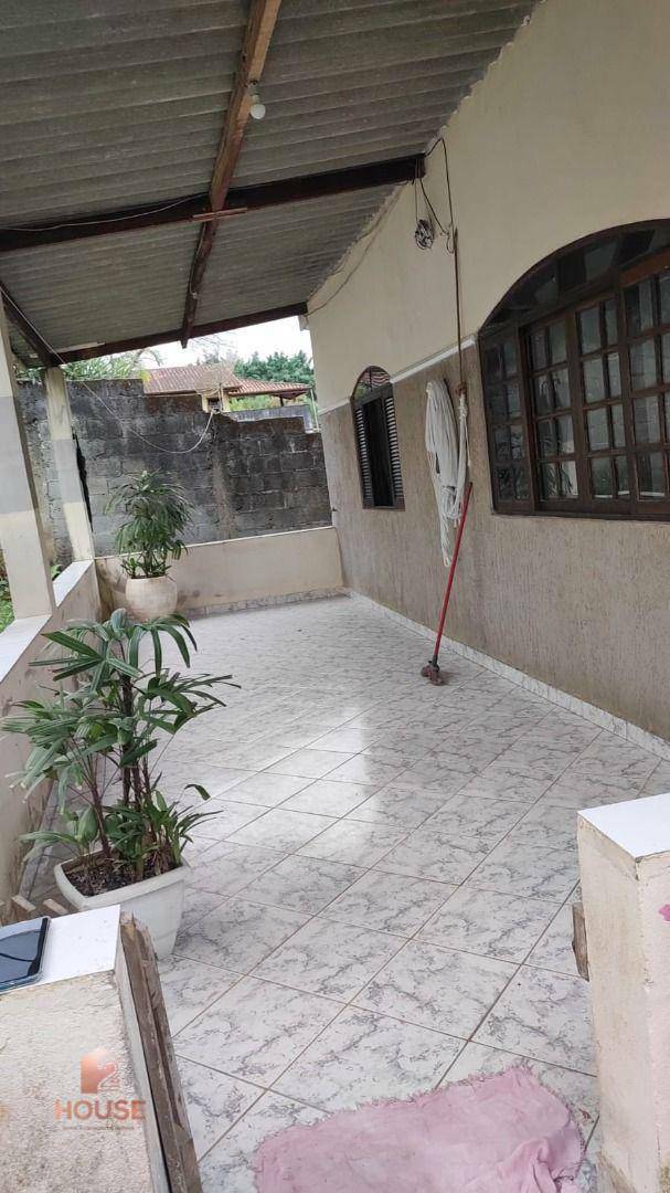 Chácara à venda com 2 quartos, 794m² - Foto 2