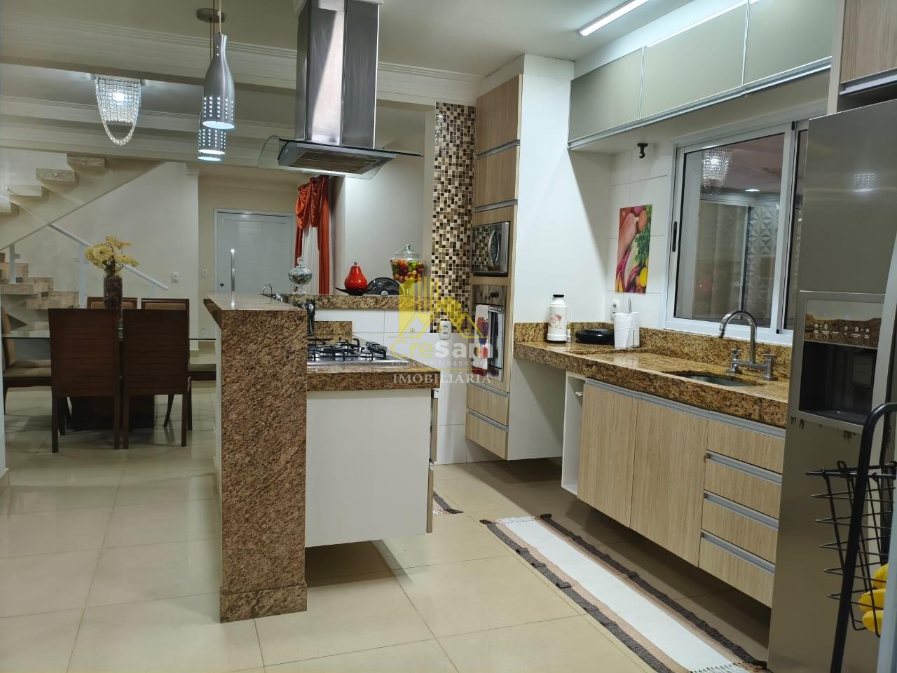 Casa de Condomínio para alugar com 3 quartos, 280m² - Foto 9