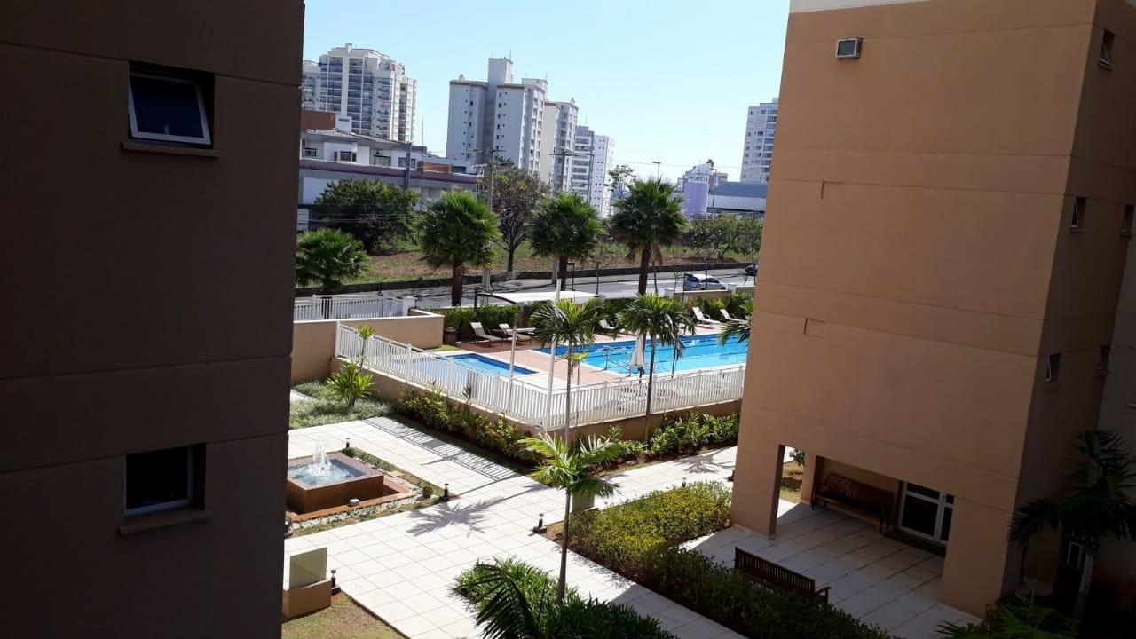 Apartamento à venda com 3 quartos, 94m² - Foto 2