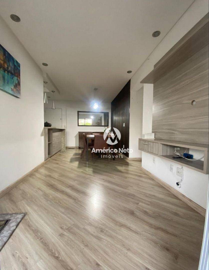 Apartamento à venda com 2 quartos, 71m² - Foto 4