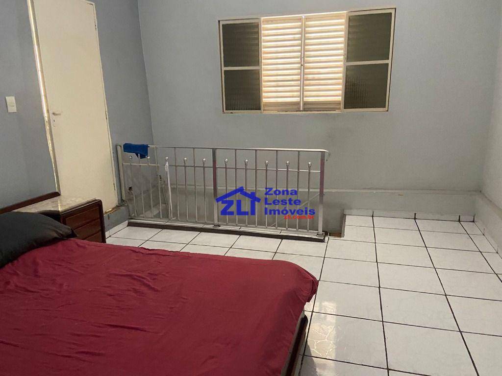 Sobrado à venda com 2 quartos, 229m² - Foto 13