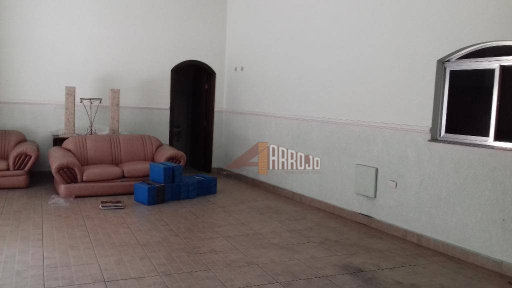 Sobrado à venda com 3 quartos, 185m² - Foto 13