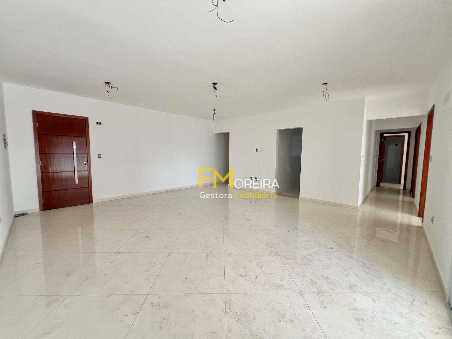 Apartamento à venda com 3 quartos, 144m² - Foto 3