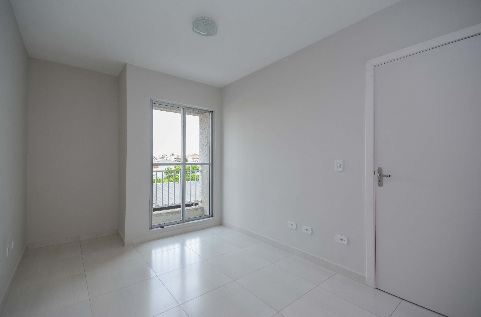 Apartamento para alugar com 2 quartos, 75m² - Foto 36