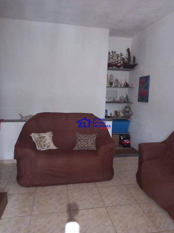 Casa à venda com 6 quartos, 250m² - Foto 29