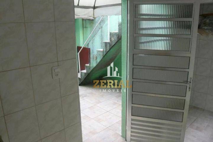 Sobrado à venda com 2 quartos, 140m² - Foto 13