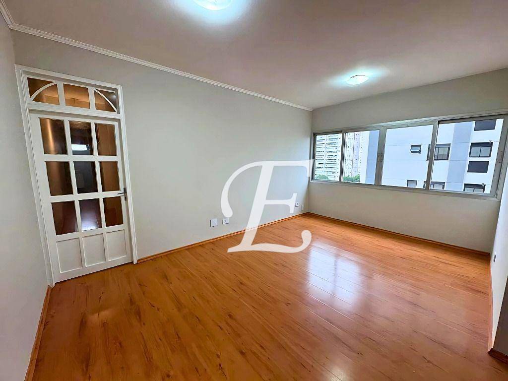 Apartamento à venda com 3 quartos, 100m² - Foto 1