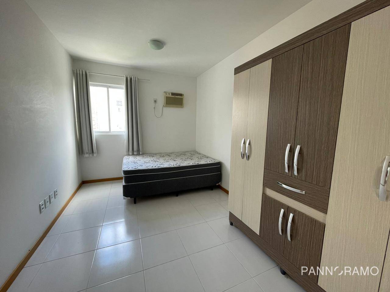 Apartamento à venda com 2 quartos, 67m² - Foto 2