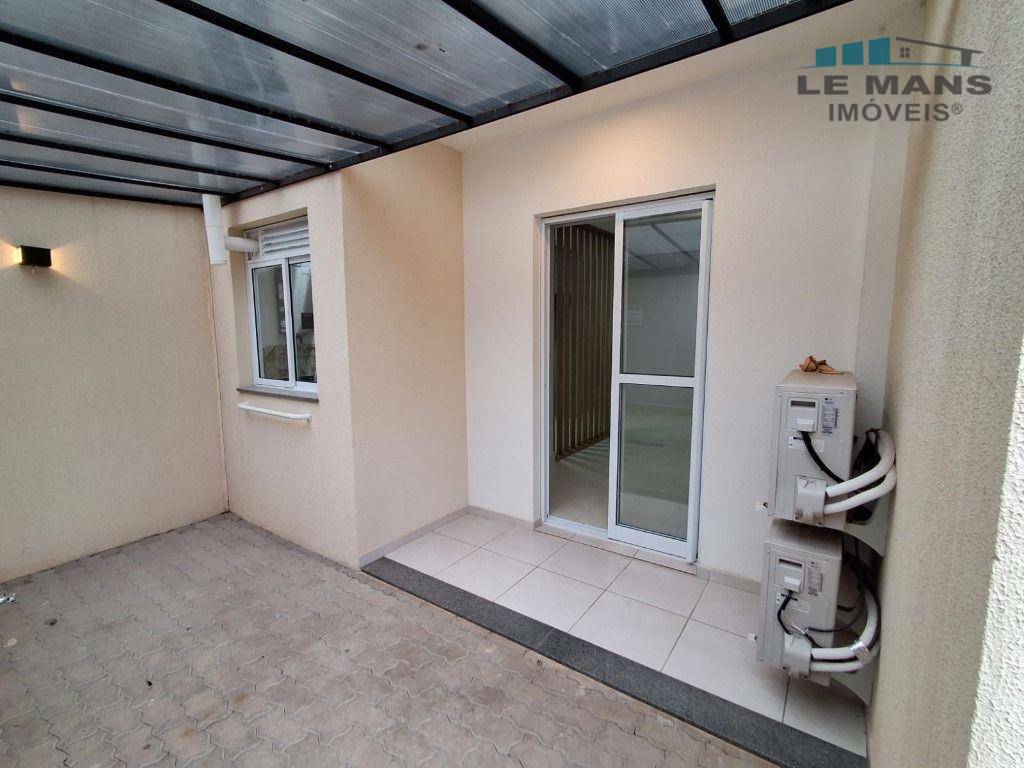 Apartamento à venda com 2 quartos, 55m² - Foto 31