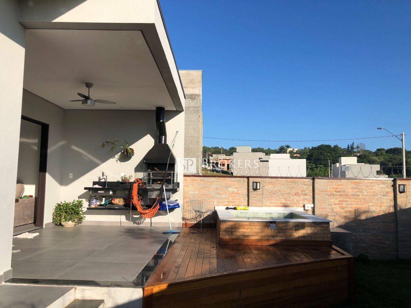 Casa de Condomínio para alugar com 3 quartos, 150m² - Foto 2