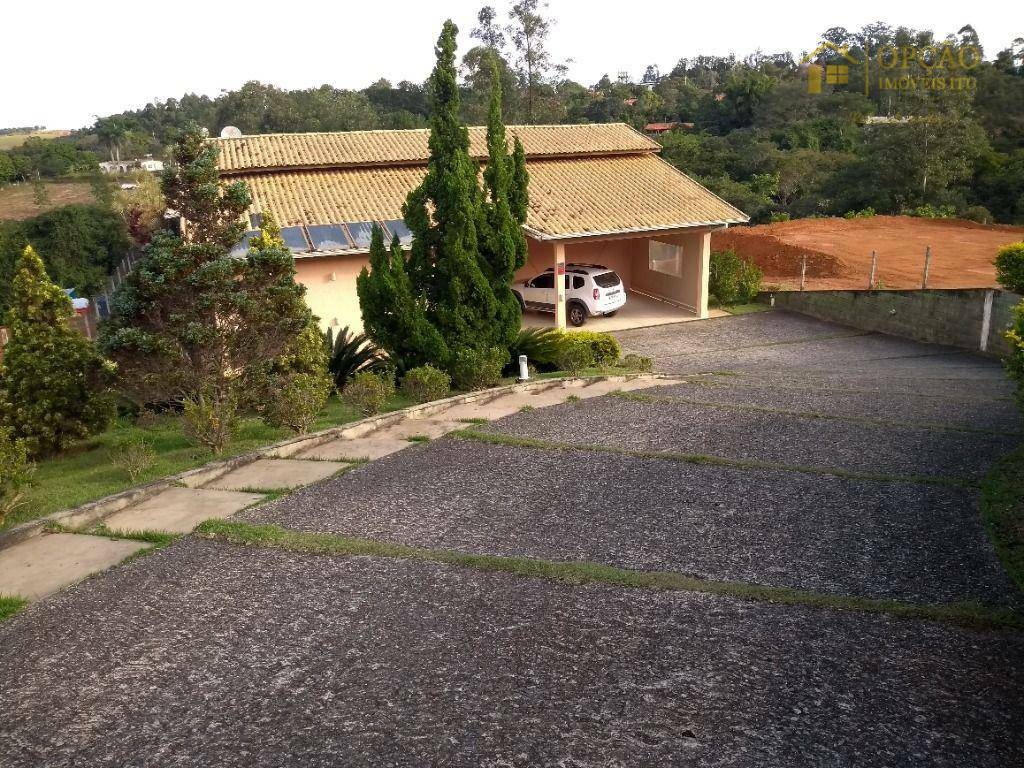 Casa de Condomínio à venda com 3 quartos, 240m² - Foto 3