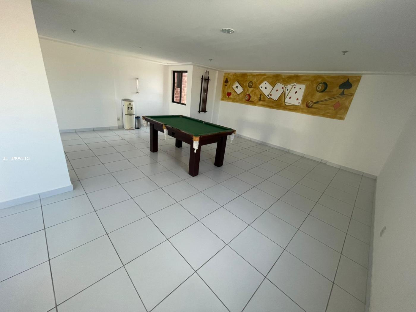 Apartamento à venda com 2 quartos, 58m² - Foto 17