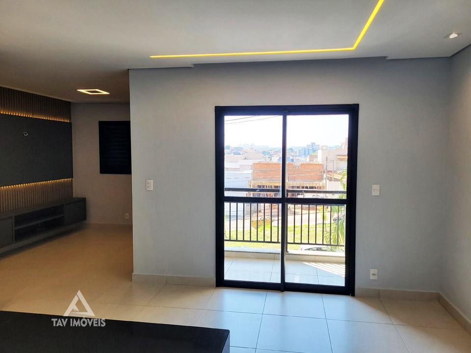 Apartamento à venda com 2 quartos, 67m² - Foto 10