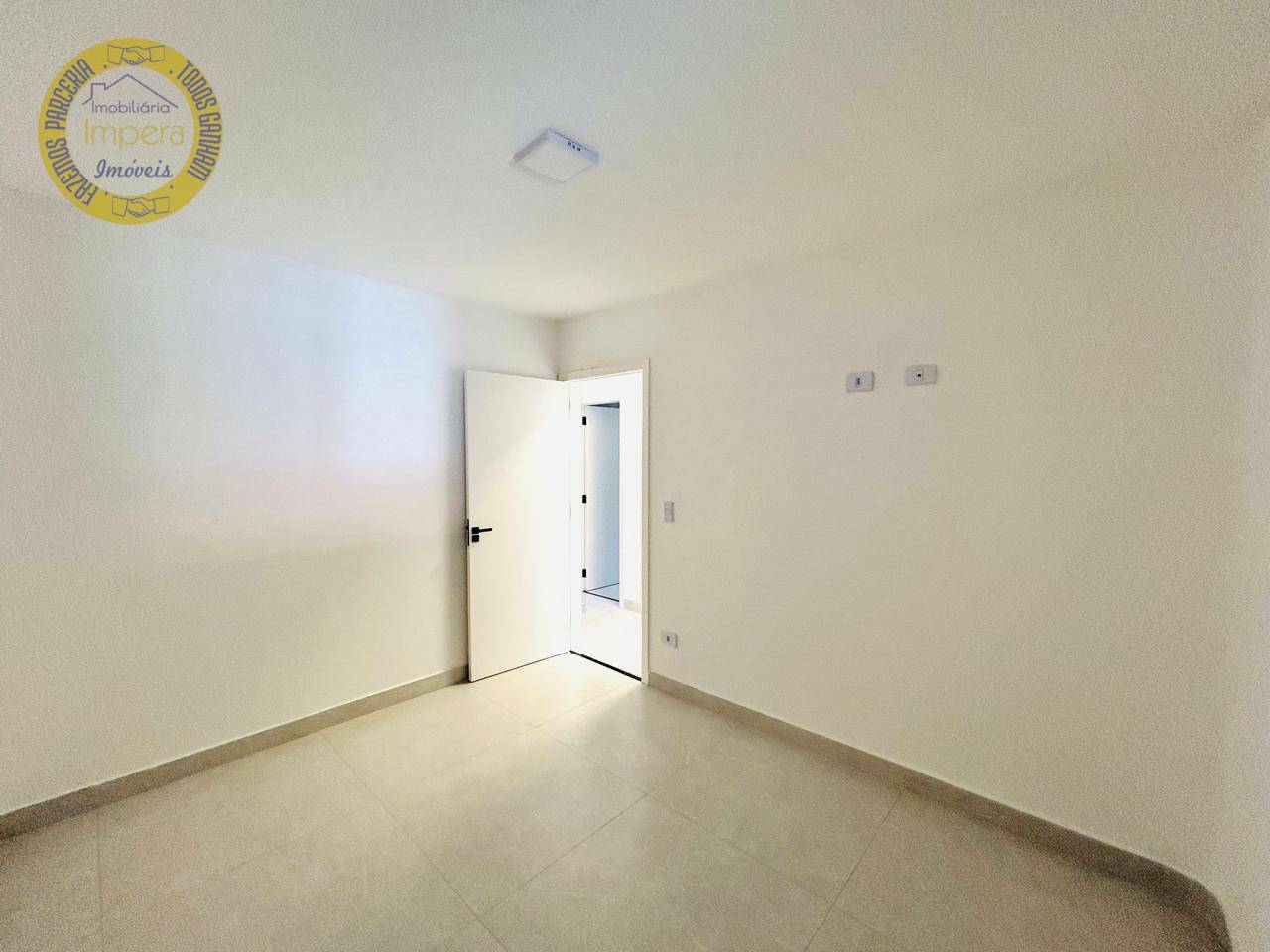 Casa à venda com 3 quartos, 160m² - Foto 8