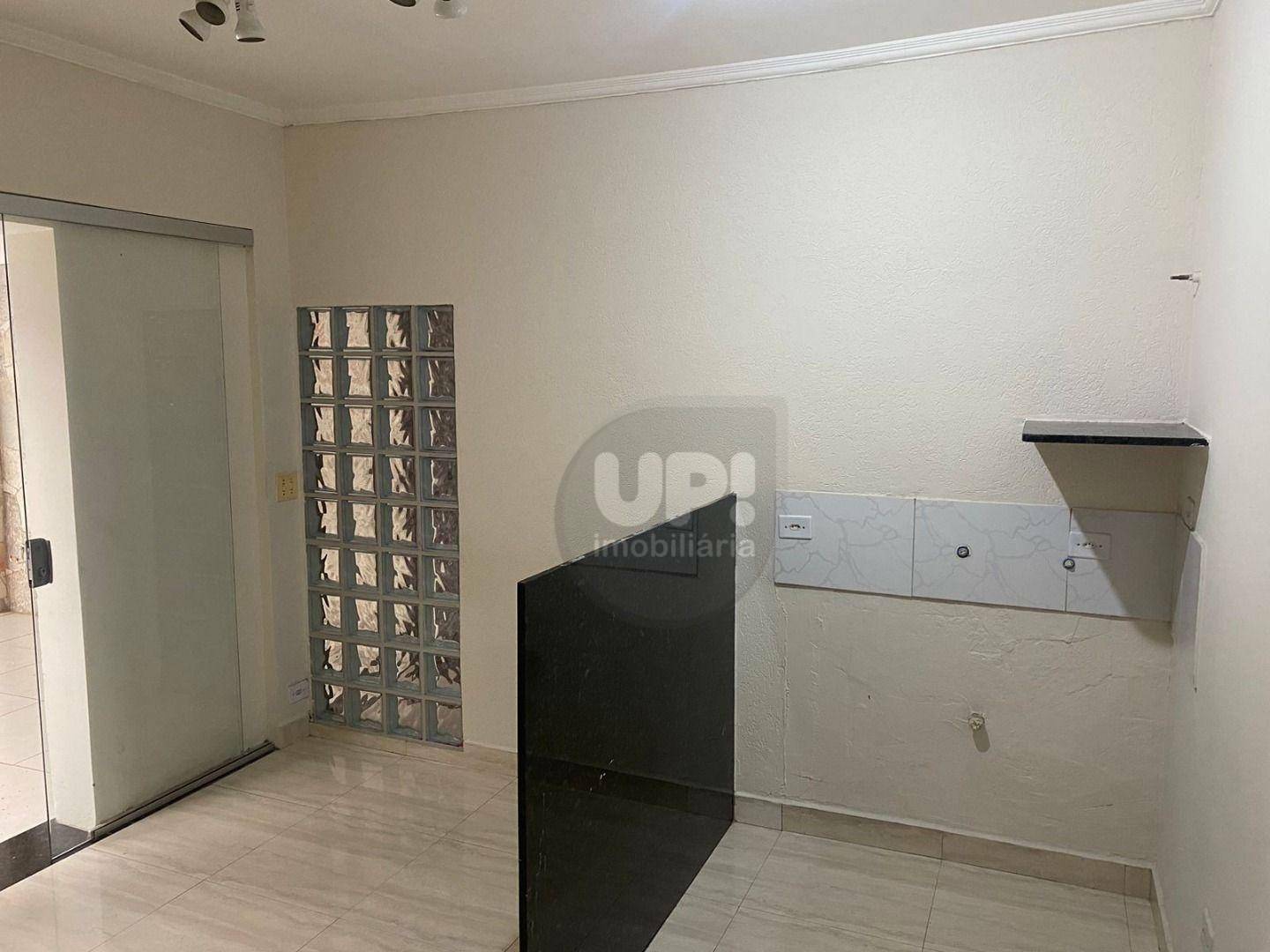 Casa à venda com 3 quartos, 155m² - Foto 3