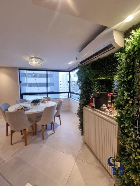 Apartamento à venda com 3 quartos, 250m² - Foto 6