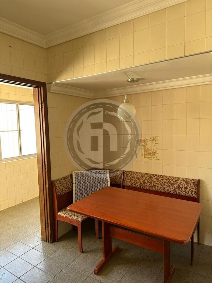 Apartamento à venda com 3 quartos, 147m² - Foto 5