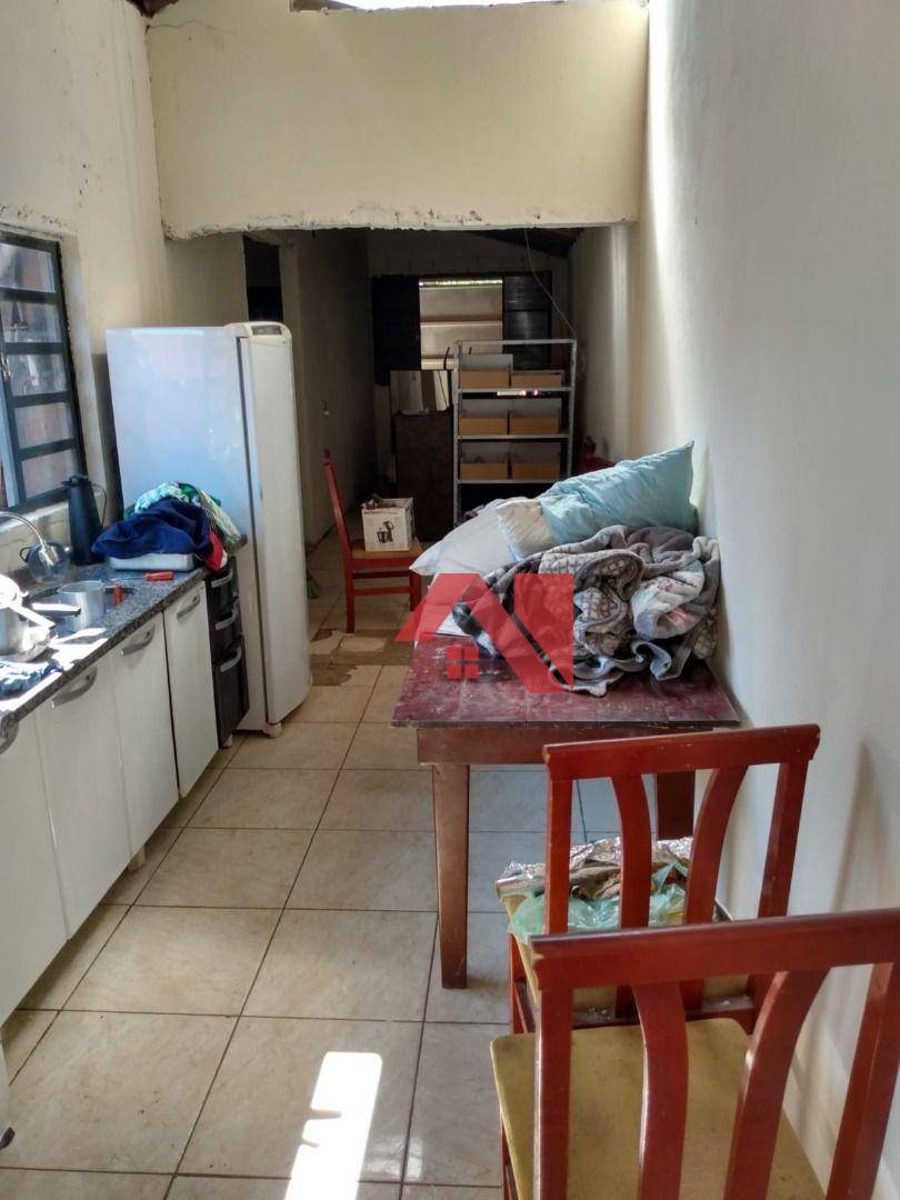 Casa à venda com 1 quarto, 140m² - Foto 7