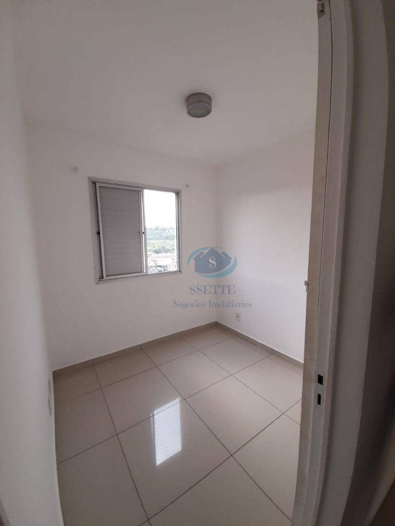 Apartamento à venda com 3 quartos, 66m² - Foto 4