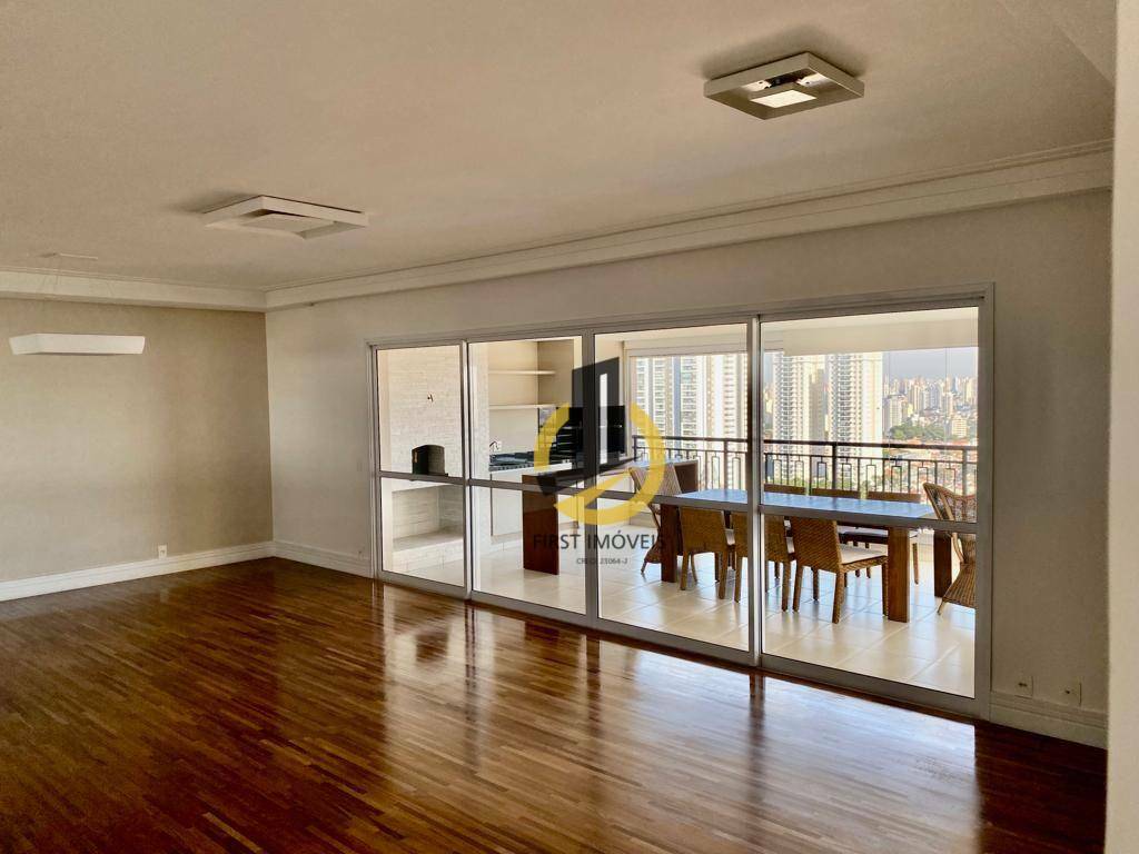 Apartamento à venda com 3 quartos, 213m² - Foto 7