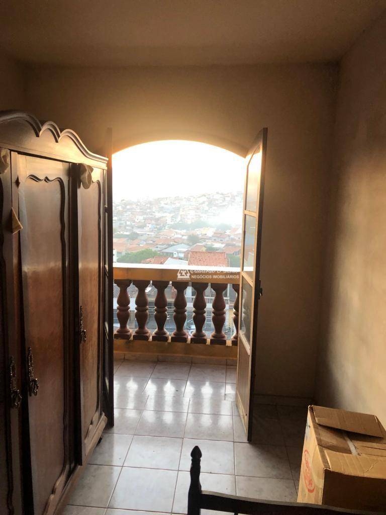 Sobrado à venda com 4 quartos, 308m² - Foto 9