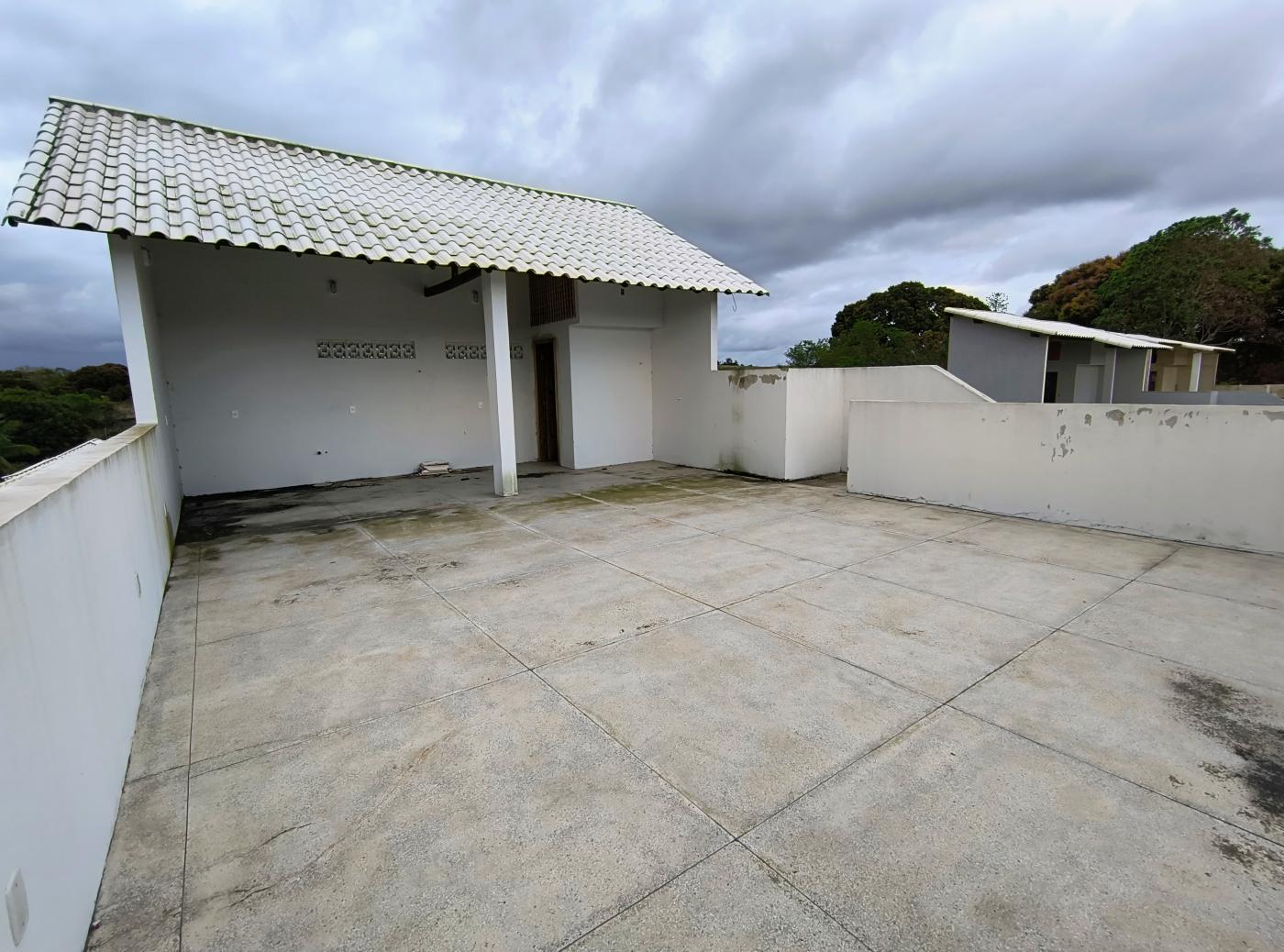 Casa à venda com 2 quartos, 250m² - Foto 8