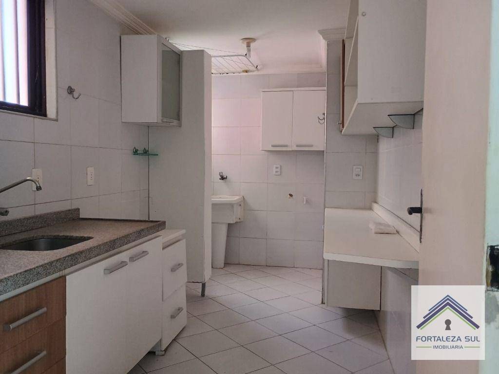 Apartamento à venda com 3 quartos, 81m² - Foto 10