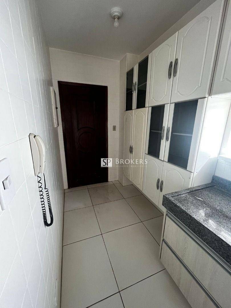 Apartamento à venda com 3 quartos, 110m² - Foto 11