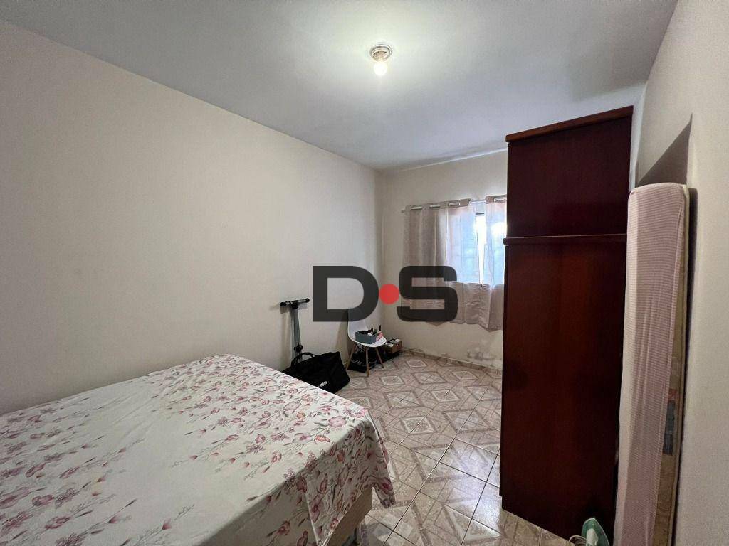 Casa à venda com 2 quartos, 120m² - Foto 7