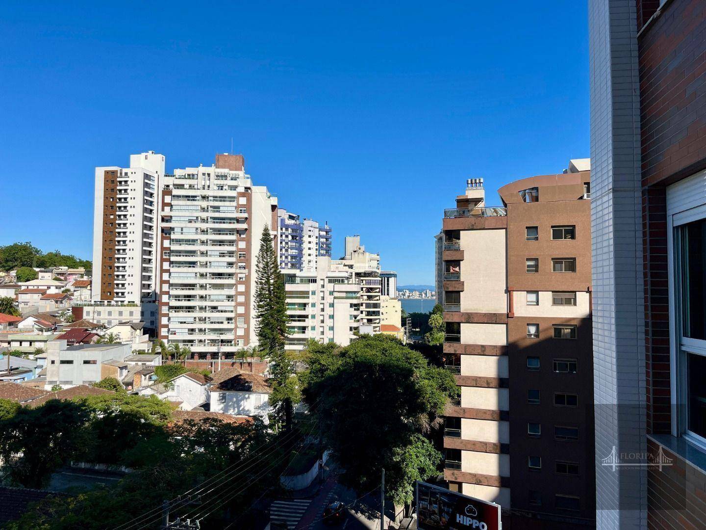 Apartamento à venda com 2 quartos, 102m² - Foto 6