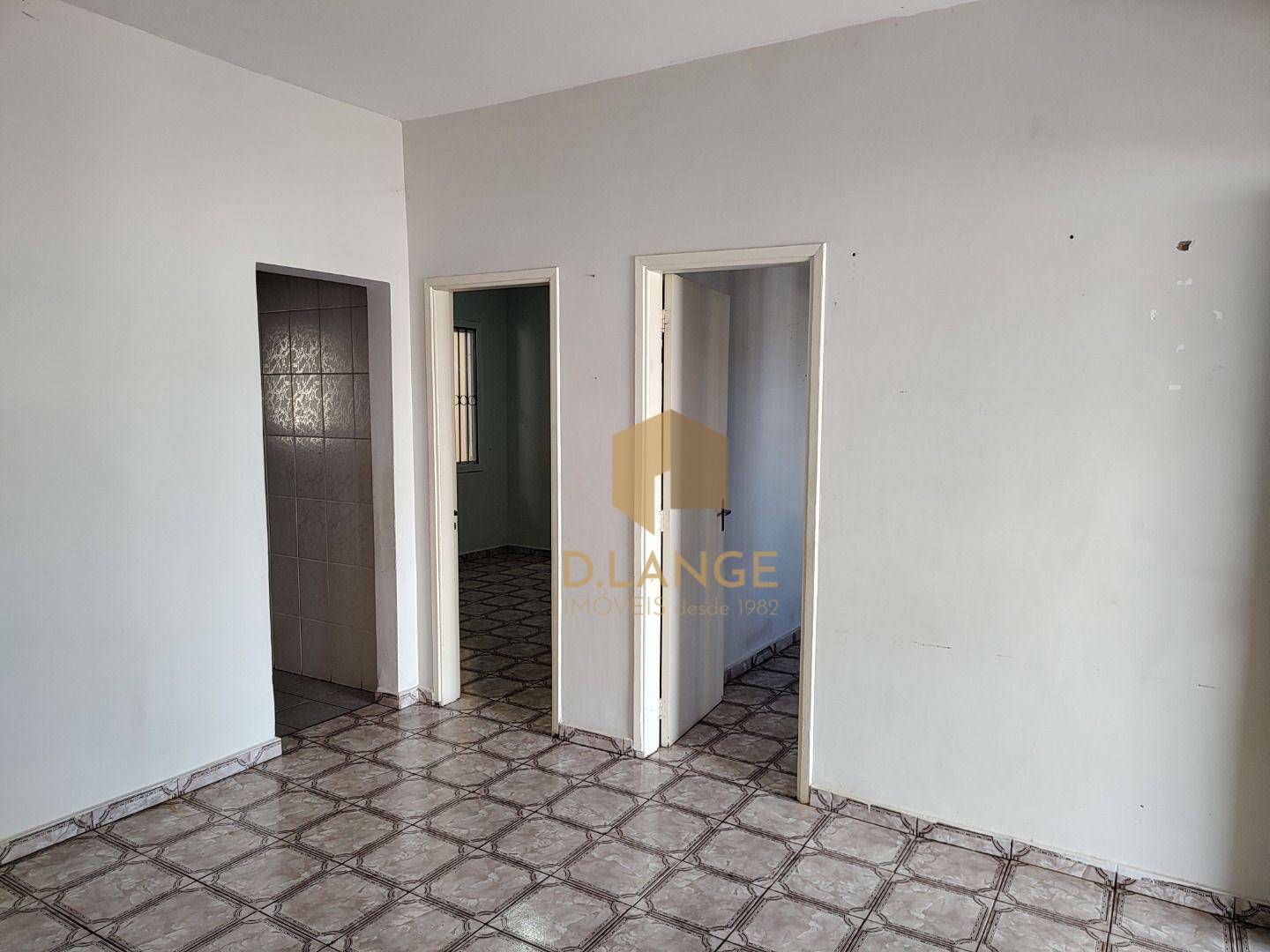 Casa à venda com 3 quartos, 219m² - Foto 4