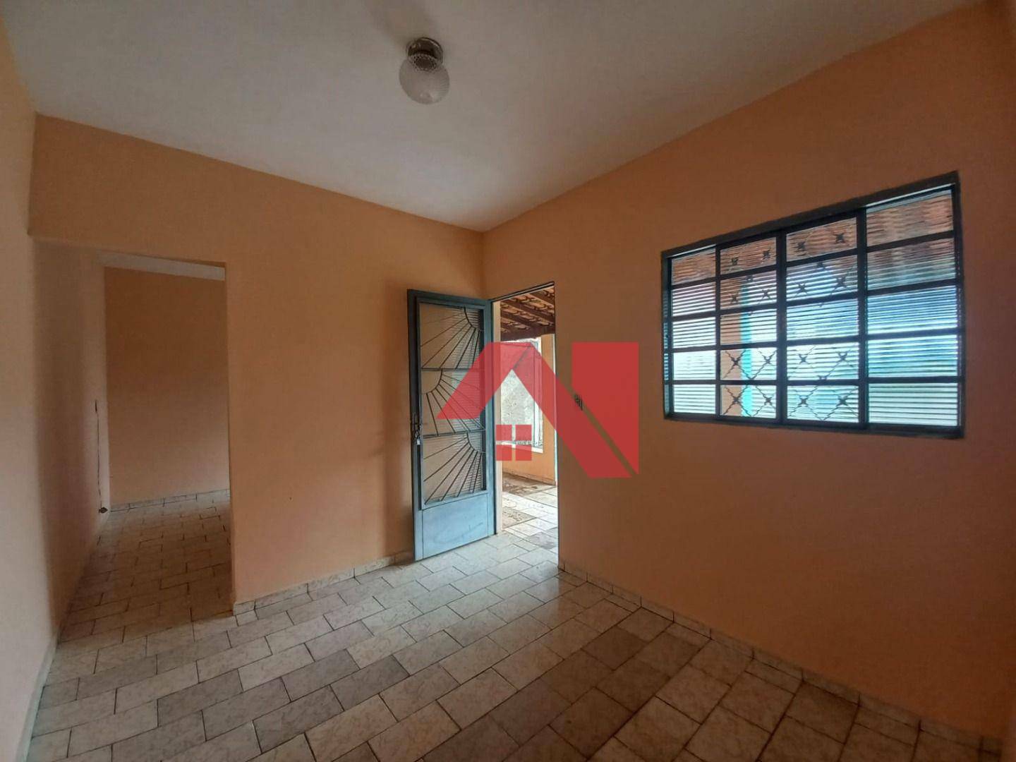 Casa à venda com 2 quartos, 50m² - Foto 1