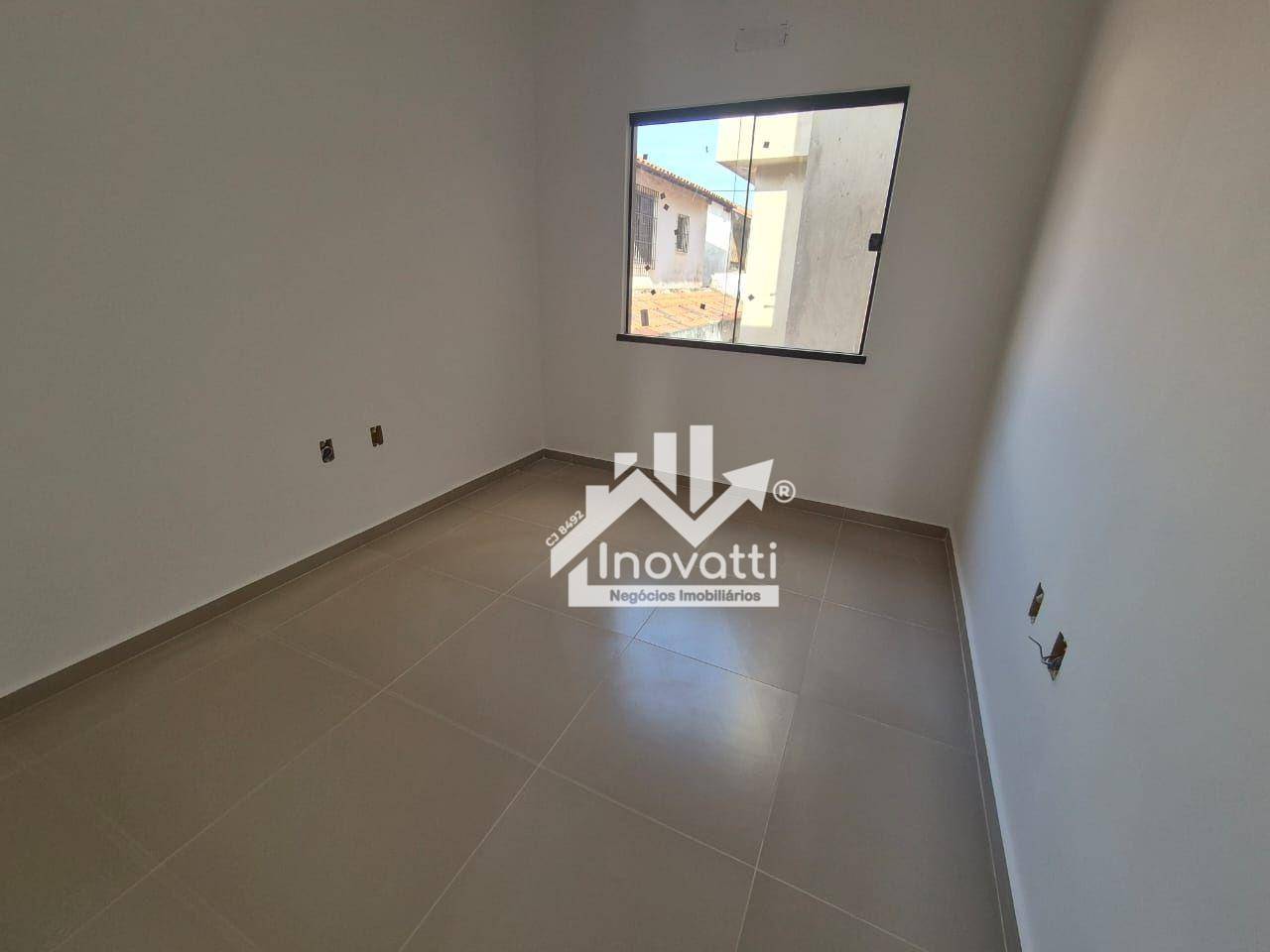 Apartamento à venda com 2 quartos, 61m² - Foto 3