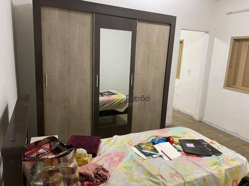 Casa à venda com 4 quartos, 187m² - Foto 8