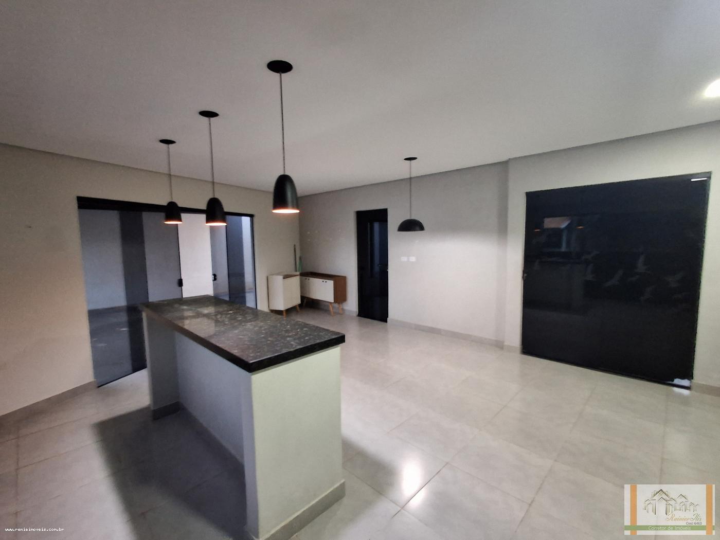 Casa à venda com 3 quartos, 450m² - Foto 11