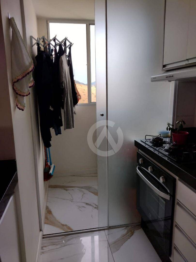 Apartamento à venda com 2 quartos, 50m² - Foto 2