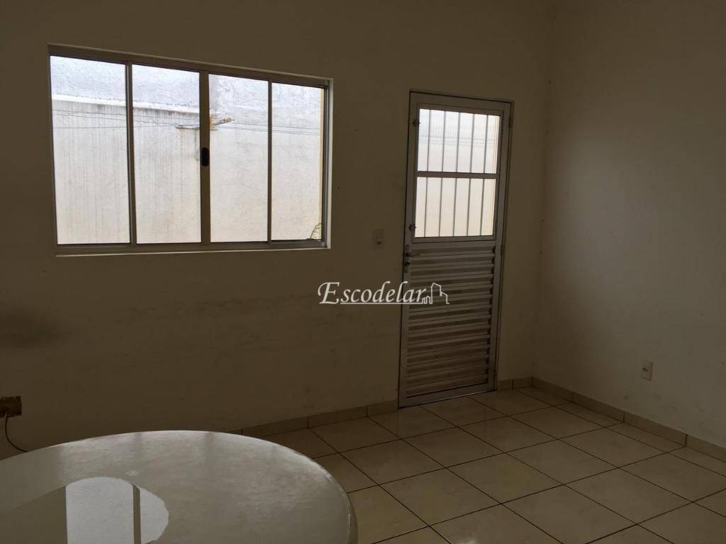 Casa à venda com 4 quartos, 190m² - Foto 4