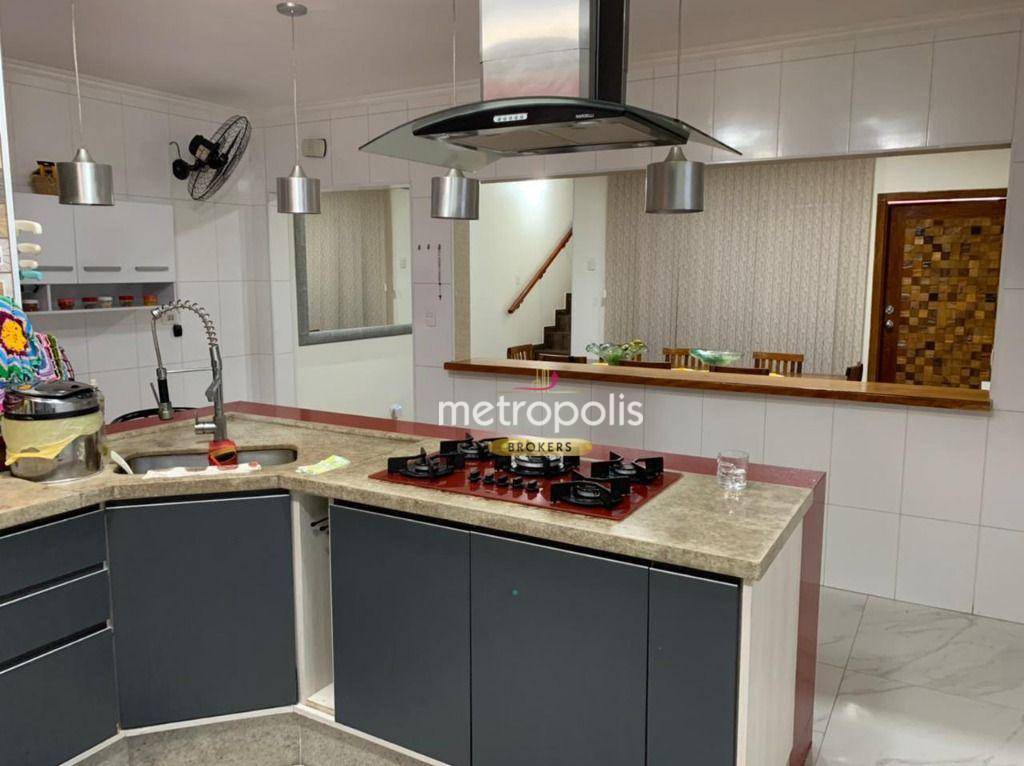 Sobrado à venda e aluguel com 4 quartos, 266m² - Foto 7