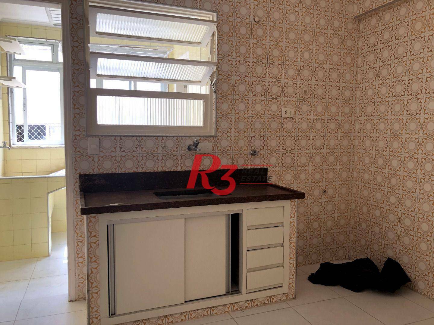 Apartamento para alugar com 3 quartos, 131m² - Foto 13