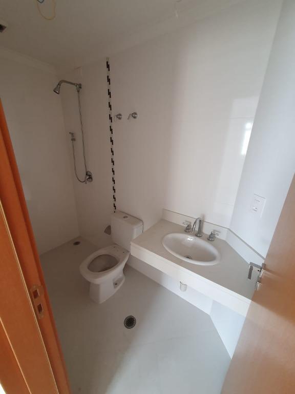 Apartamento à venda com 5 quartos, 300m² - Foto 12